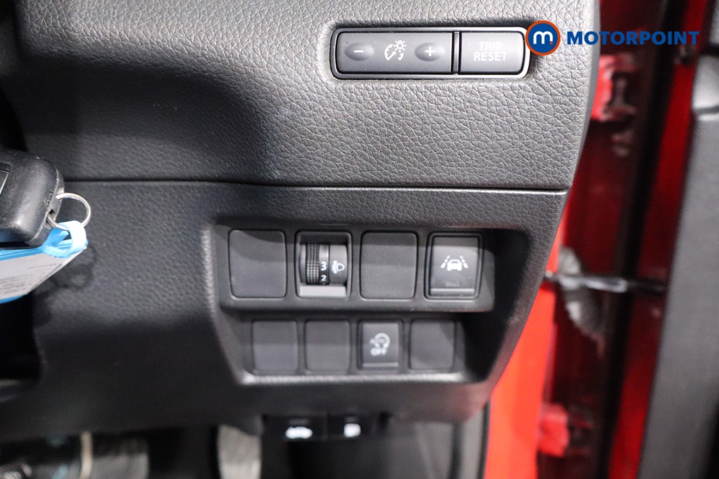 Nissan Qashqai Acenta Premium Manual Petrol SUV - Stock Number (1567747) - 20th supplementary image