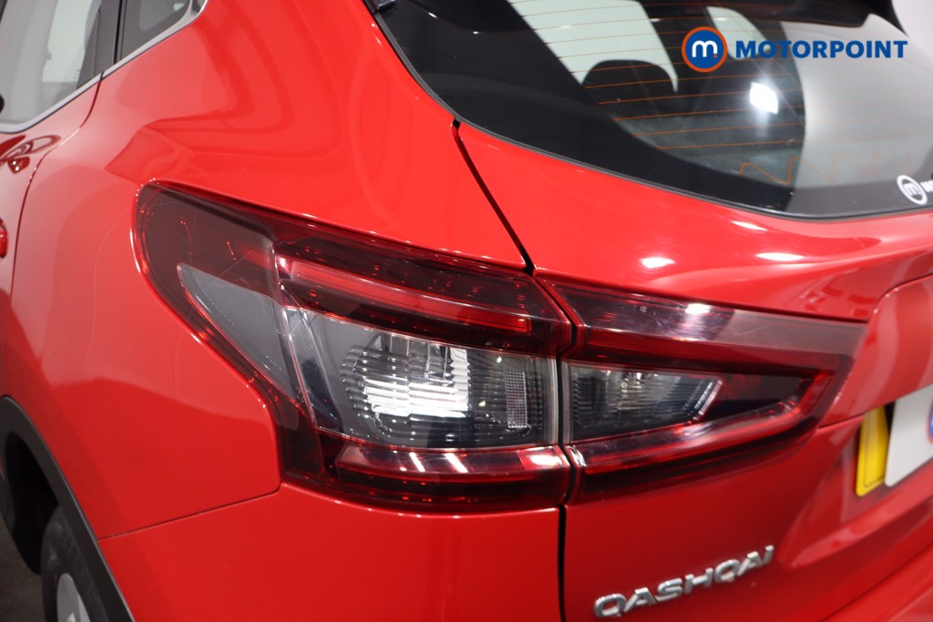 Nissan Qashqai Acenta Premium Manual Petrol SUV - Stock Number (1567747) - 32nd supplementary image