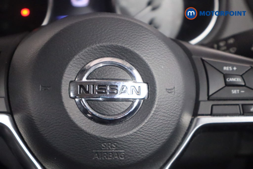 Nissan Qashqai Acenta Premium Manual Petrol SUV - Stock Number (1567748) - 17th supplementary image