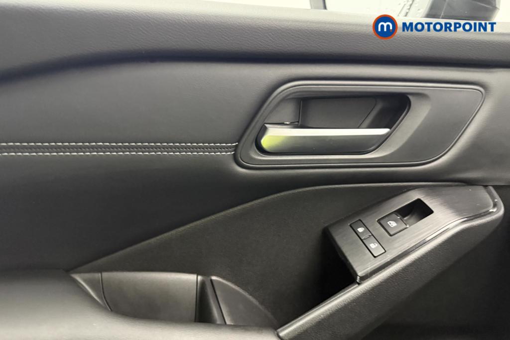 Nissan Qashqai Acenta Premium Manual Petrol SUV - Stock Number (1567766) - 11th supplementary image