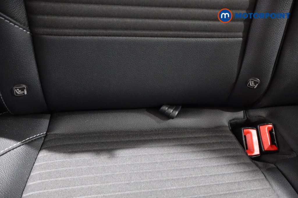 Ford Ecosport Titanium Automatic Petrol SUV - Stock Number (1568211) - 25th supplementary image