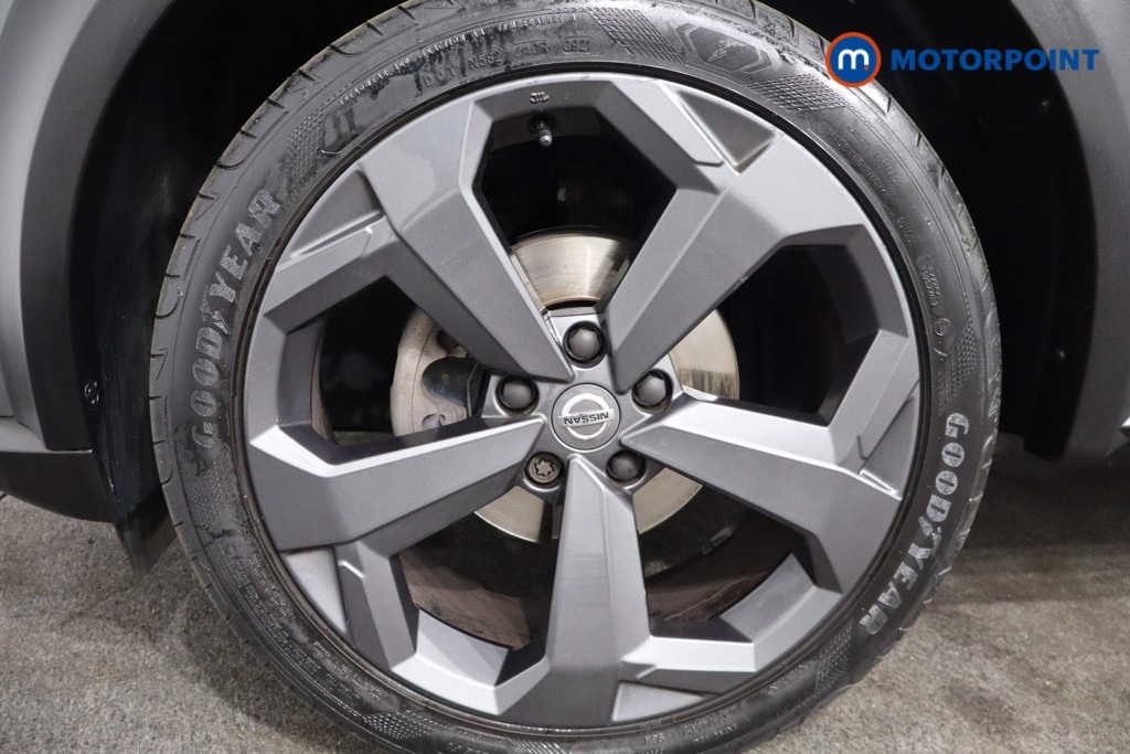 Nissan Juke Tekna Manual Petrol SUV - Stock Number (1568345) - 11th supplementary image