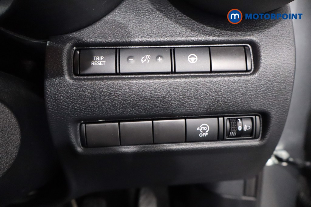 Nissan Juke Tekna Manual Petrol SUV - Stock Number (1568345) - 17th supplementary image