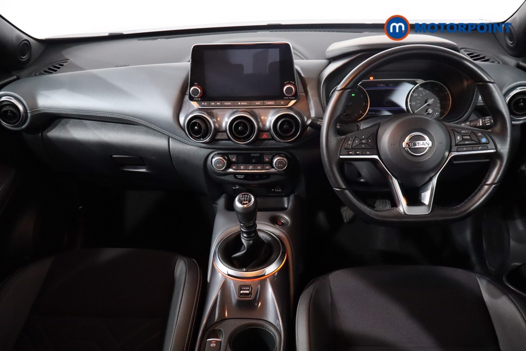Nissan Juke Tekna Manual Petrol SUV - Stock Number (1568345) - 1st supplementary image