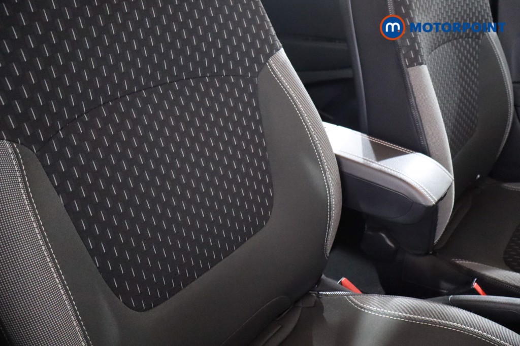 Renault Captur Dynamique Nav Manual Petrol SUV - Stock Number (1568407) - 23rd supplementary image