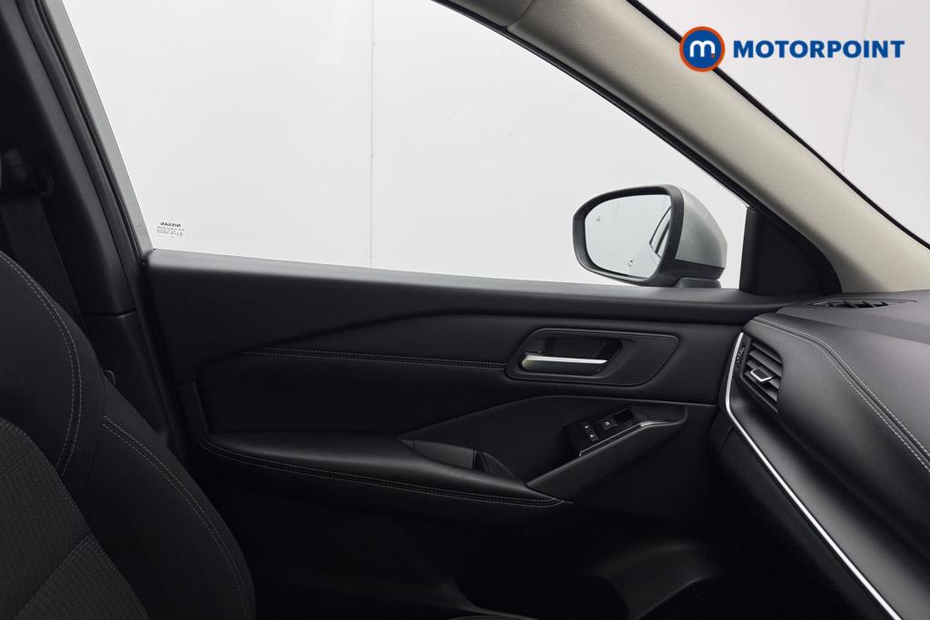Nissan Qashqai Acenta Premium Manual Petrol SUV - Stock Number (1568418) - 11th supplementary image