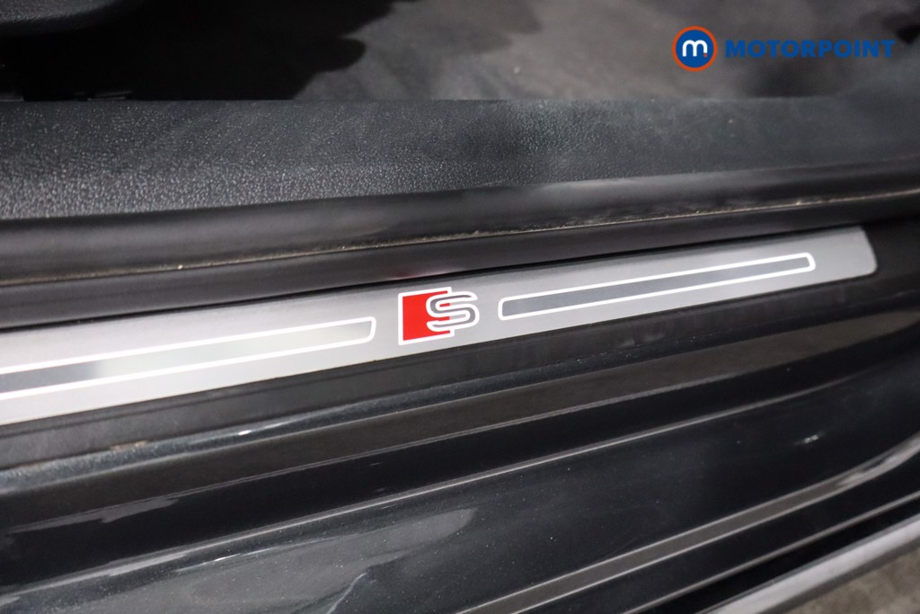 Audi A4 Black Edition Automatic Petrol Saloon - Stock Number (1568597) - 22nd supplementary image