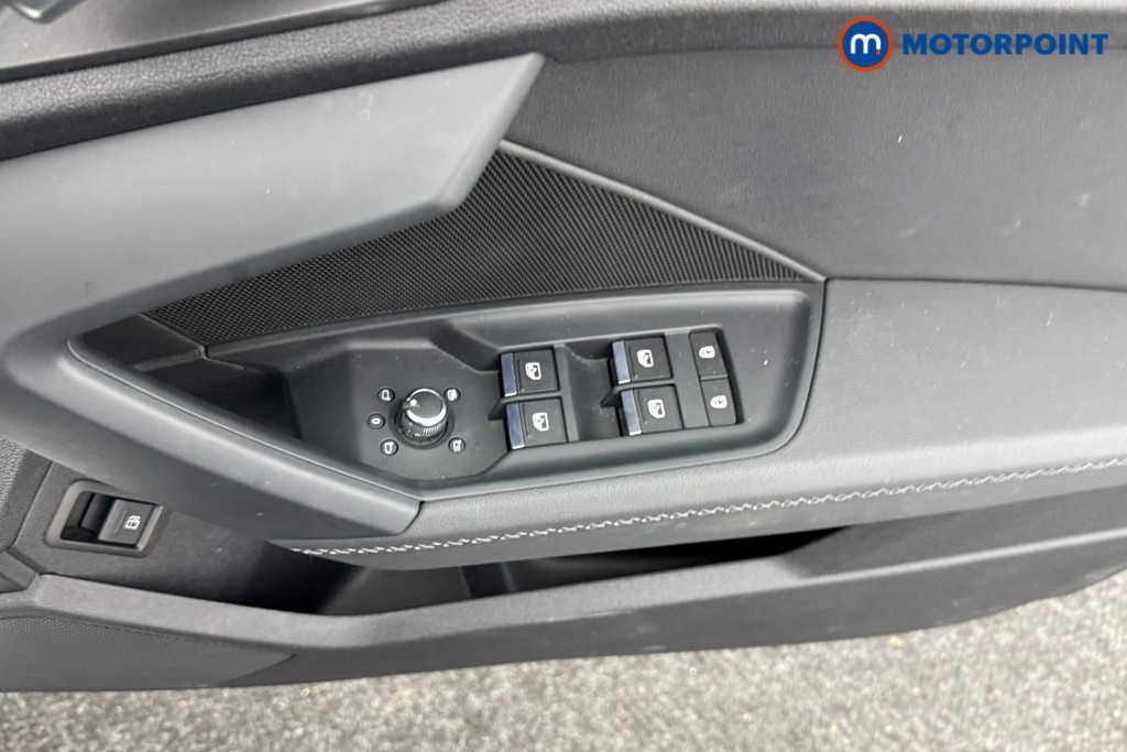Audi A3 S Line Automatic Petrol Plug-In Hybrid Hatchback - Stock Number (1568712) - 17th supplementary image