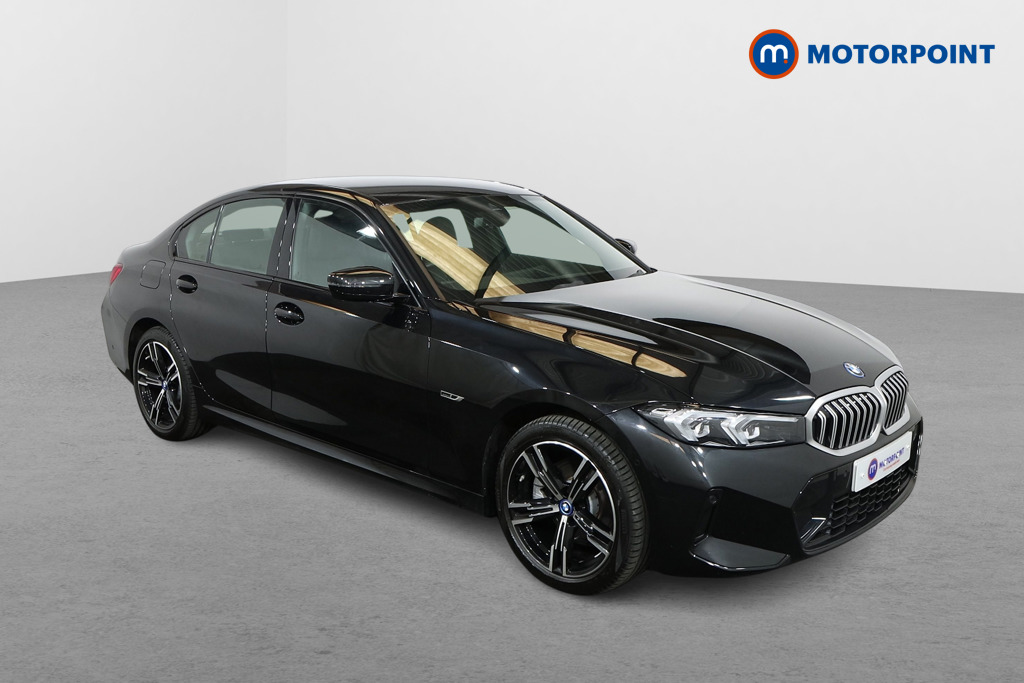 BMW 3 Series M Sport Automatic Petrol Plug-In Hybrid Saloon - Stock Number (1568757) - Drivers side front corner