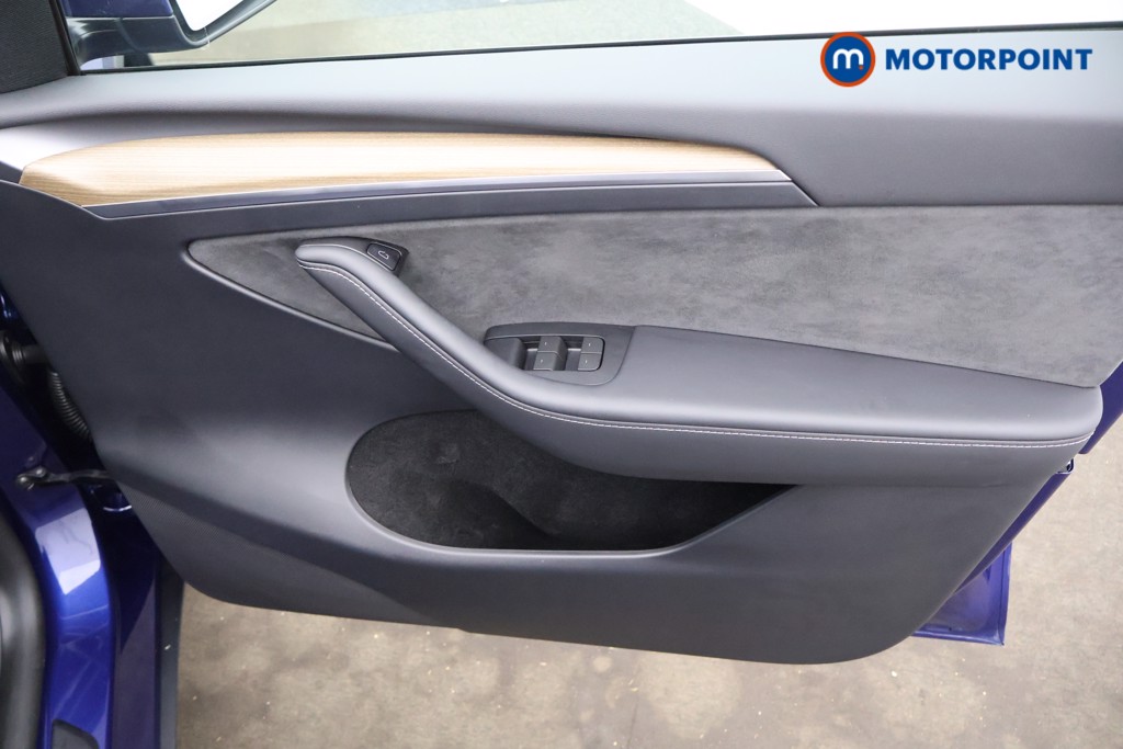 Tesla Model Y Long Range Automatic Electric SUV - Stock Number (1569121) - 8th supplementary image