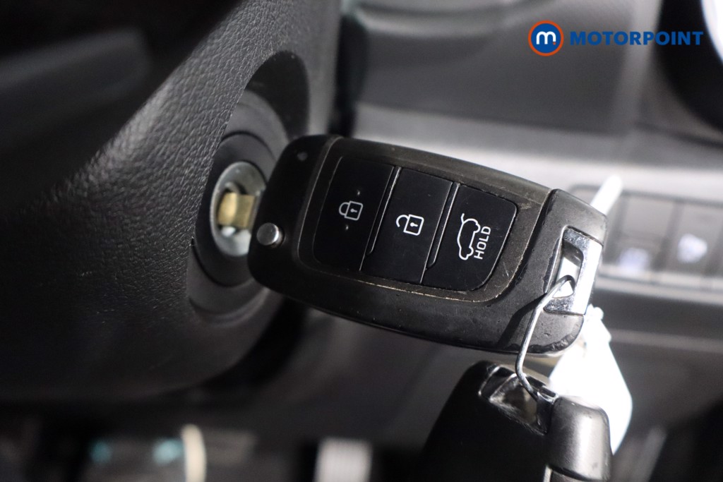 Hyundai Kona Se Connect Automatic Petrol-Electric Hybrid SUV - Stock Number (1569265) - 13th supplementary image
