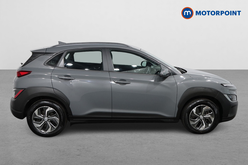 Hyundai Kona Se Connect Automatic Petrol-Electric Hybrid SUV - Stock Number (1569265) - Drivers side