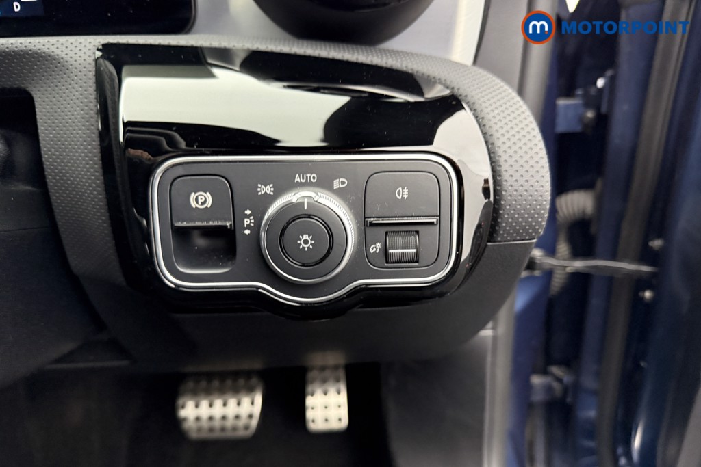 Mercedes-Benz CLA Amg Line Automatic Petrol Coupe - Stock Number (1569387) - 15th supplementary image
