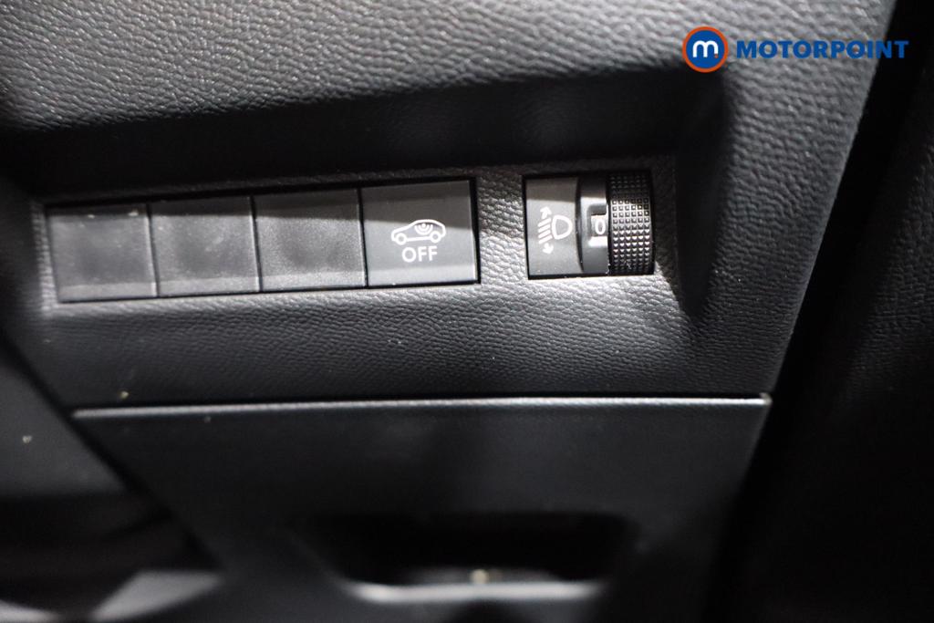 Peugeot 2008 Allure Manual Petrol SUV - Stock Number (1569390) - 14th supplementary image