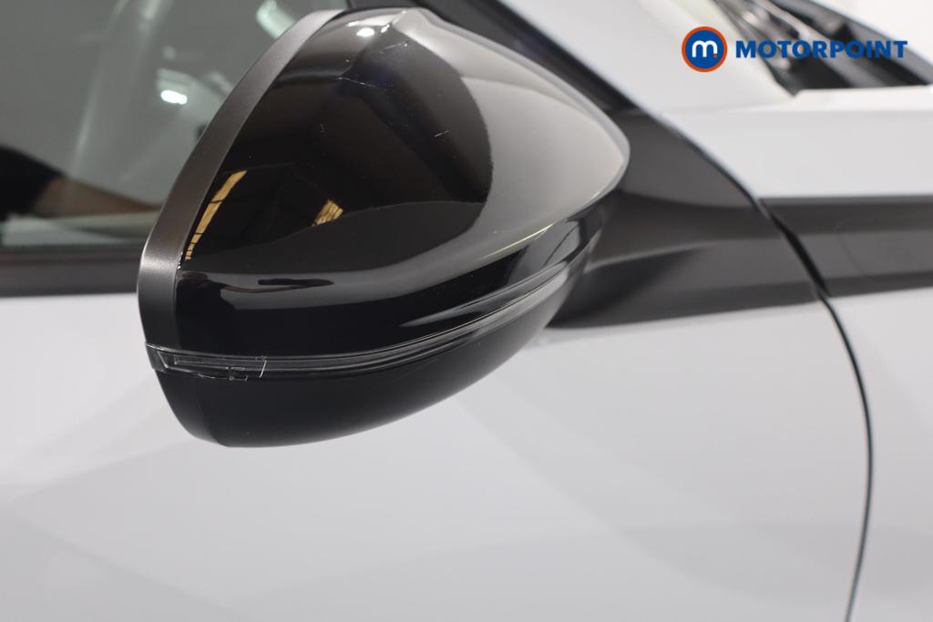 Peugeot 2008 Allure Manual Petrol SUV - Stock Number (1569390) - 22nd supplementary image