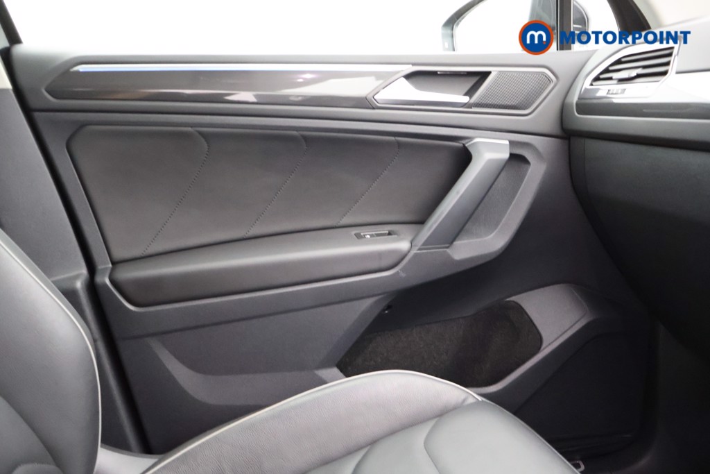 Volkswagen Tiguan Elegance Automatic Diesel SUV - Stock Number (1569413) - 7th supplementary image