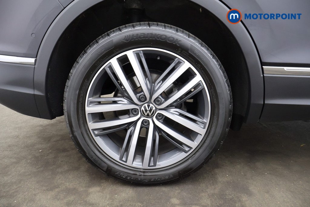 Volkswagen Tiguan Elegance Automatic Diesel SUV - Stock Number (1569413) - 12th supplementary image