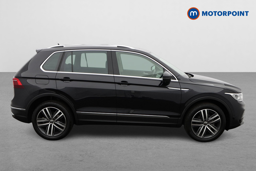 Volkswagen Tiguan Elegance Automatic Diesel SUV - Stock Number (1569413) - Drivers side