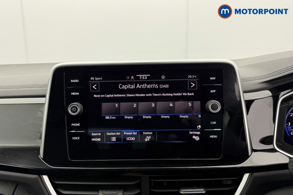 Volkswagen T-Roc R-Line Automatic Petrol SUV - Stock Number (1569482) - 6th supplementary image