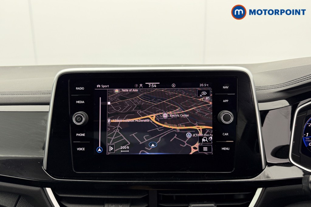 Volkswagen T-Roc R-Line Automatic Petrol SUV - Stock Number (1569482) - 9th supplementary image
