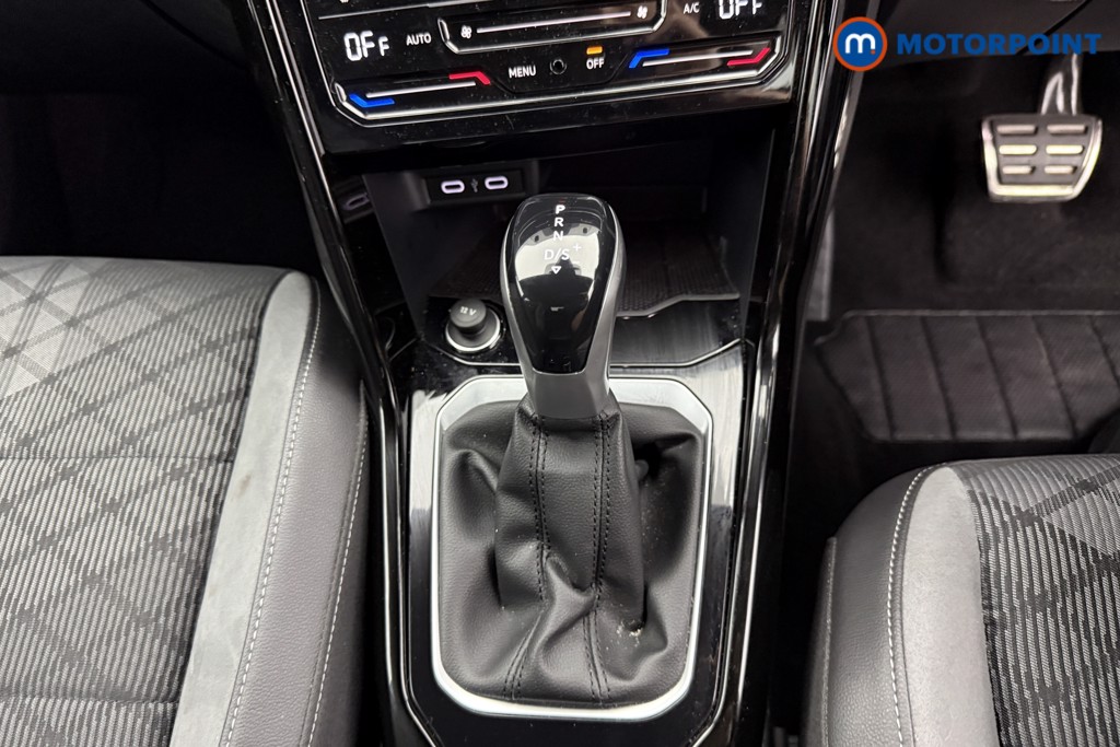 Volkswagen T-Roc R-Line Automatic Petrol SUV - Stock Number (1569482) - 13th supplementary image
