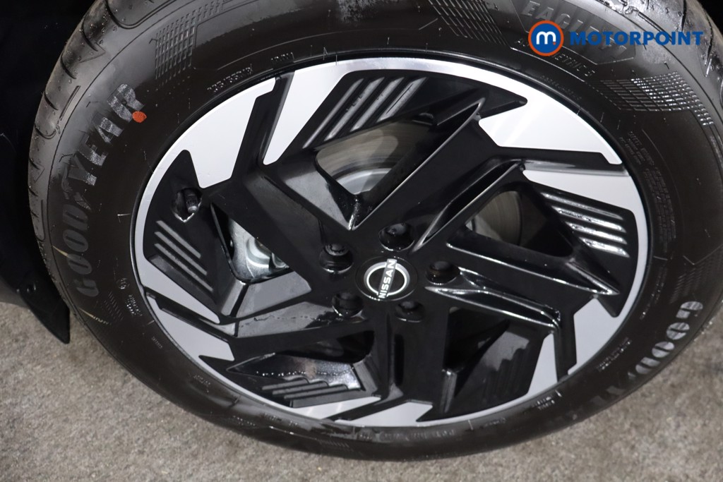 Nissan Qashqai N-Connecta Automatic Petrol SUV - Stock Number (1569577) - 11th supplementary image