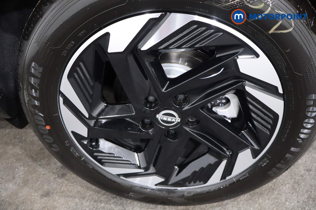 Nissan Qashqai N-Connecta Automatic Petrol SUV - Stock Number (1569577) - 12th supplementary image