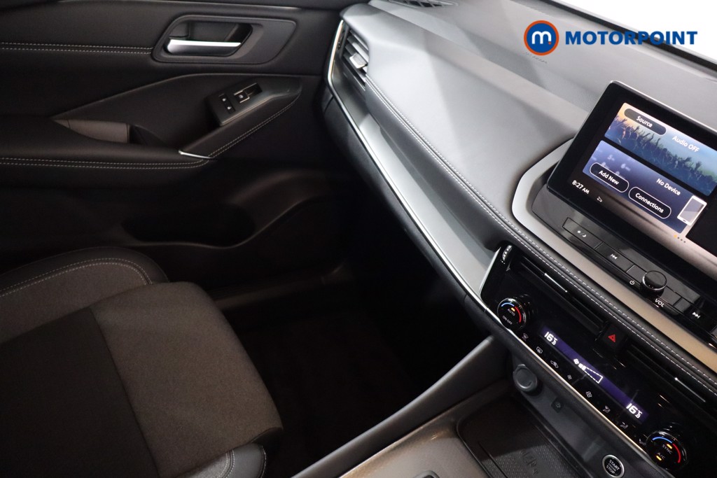 Nissan Qashqai N-Connecta Automatic Petrol SUV - Stock Number (1569577) - 16th supplementary image