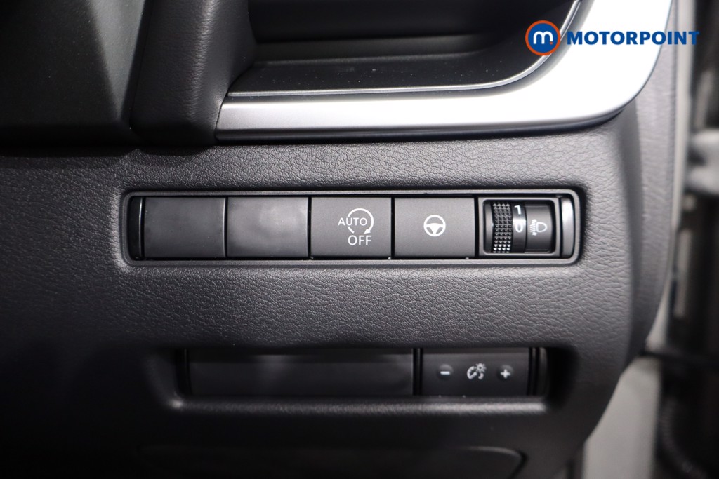 Nissan Qashqai N-Connecta Automatic Petrol SUV - Stock Number (1569577) - 19th supplementary image