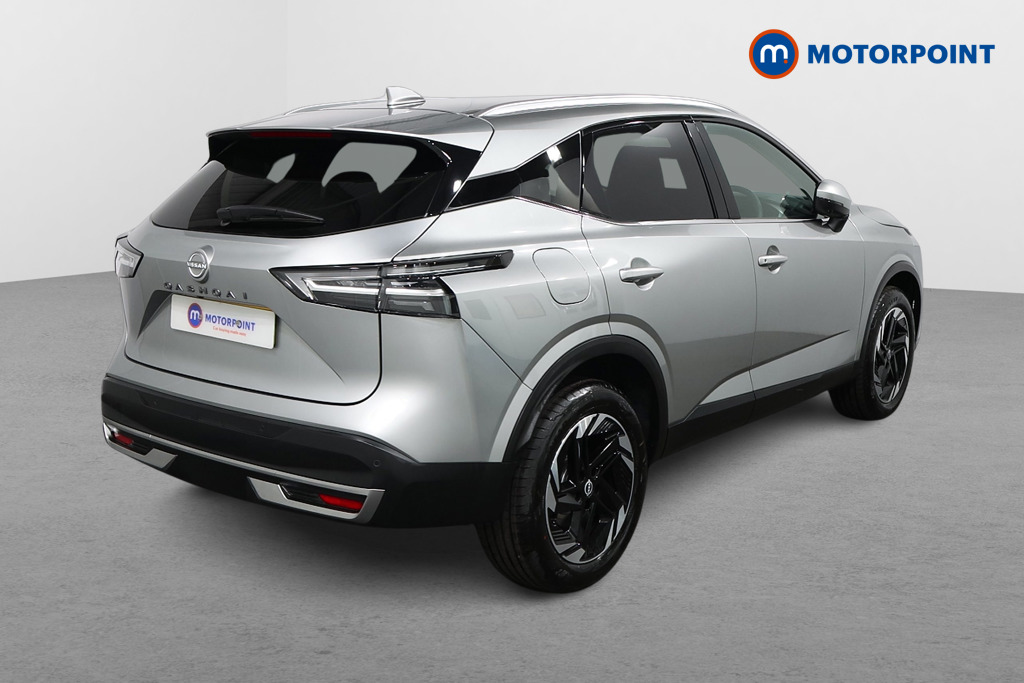 Nissan Qashqai N-Connecta Automatic Petrol SUV - Stock Number (1569577) - Drivers side rear corner