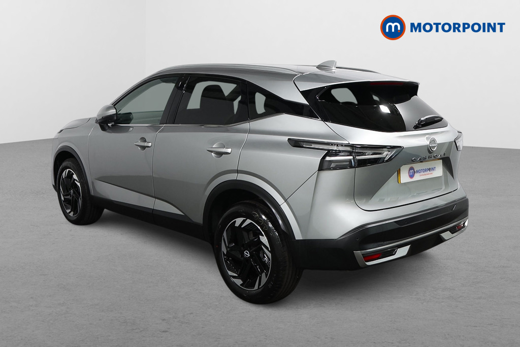 Nissan Qashqai N-Connecta Automatic Petrol SUV - Stock Number (1569577) - Passenger side rear corner