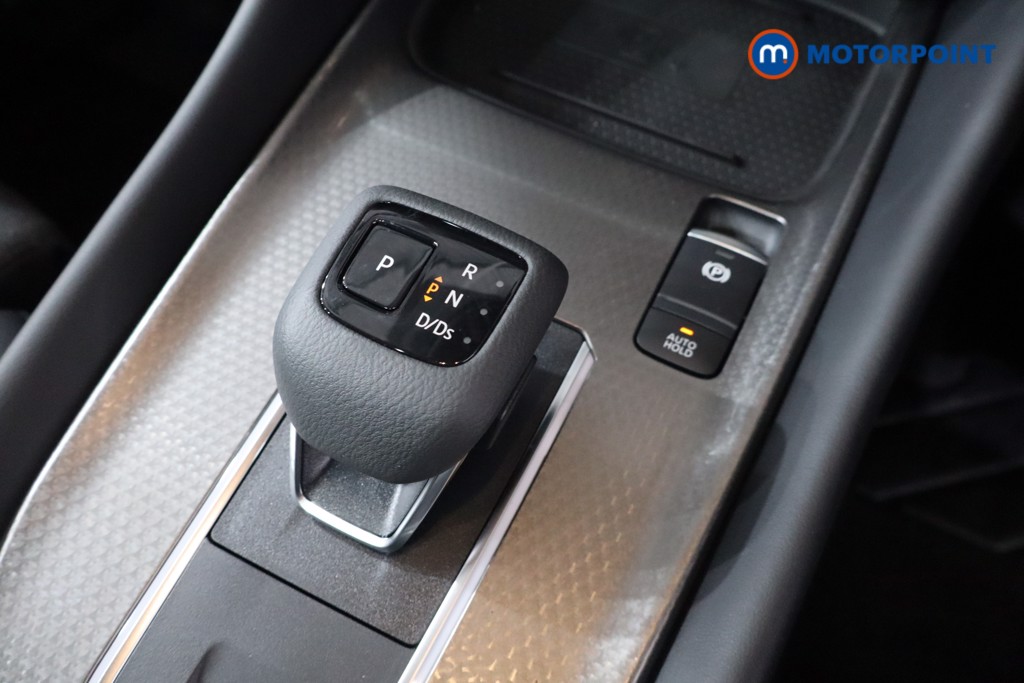 Nissan Qashqai N-Connecta Automatic Petrol SUV - Stock Number (1569582) - 14th supplementary image