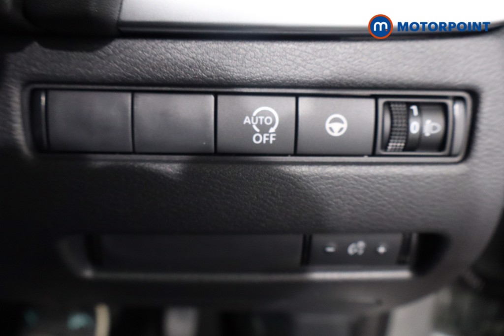 Nissan Qashqai N-Connecta Automatic Petrol SUV - Stock Number (1569582) - 22nd supplementary image