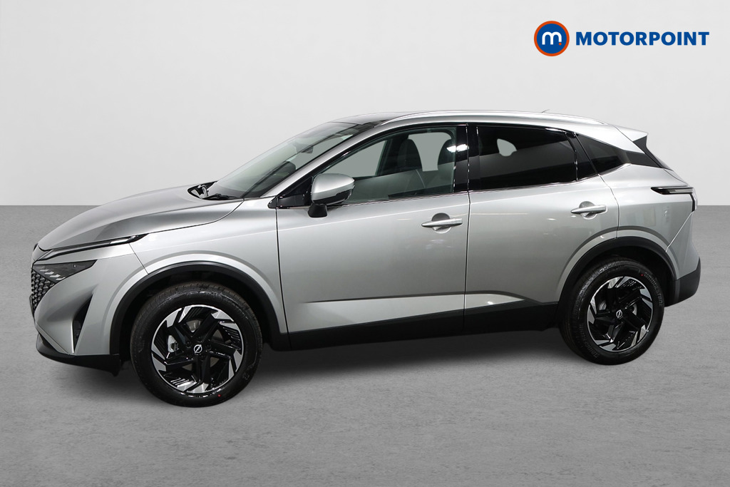 Nissan Qashqai N-Connecta Automatic Petrol SUV - Stock Number (1569582) - Passenger side
