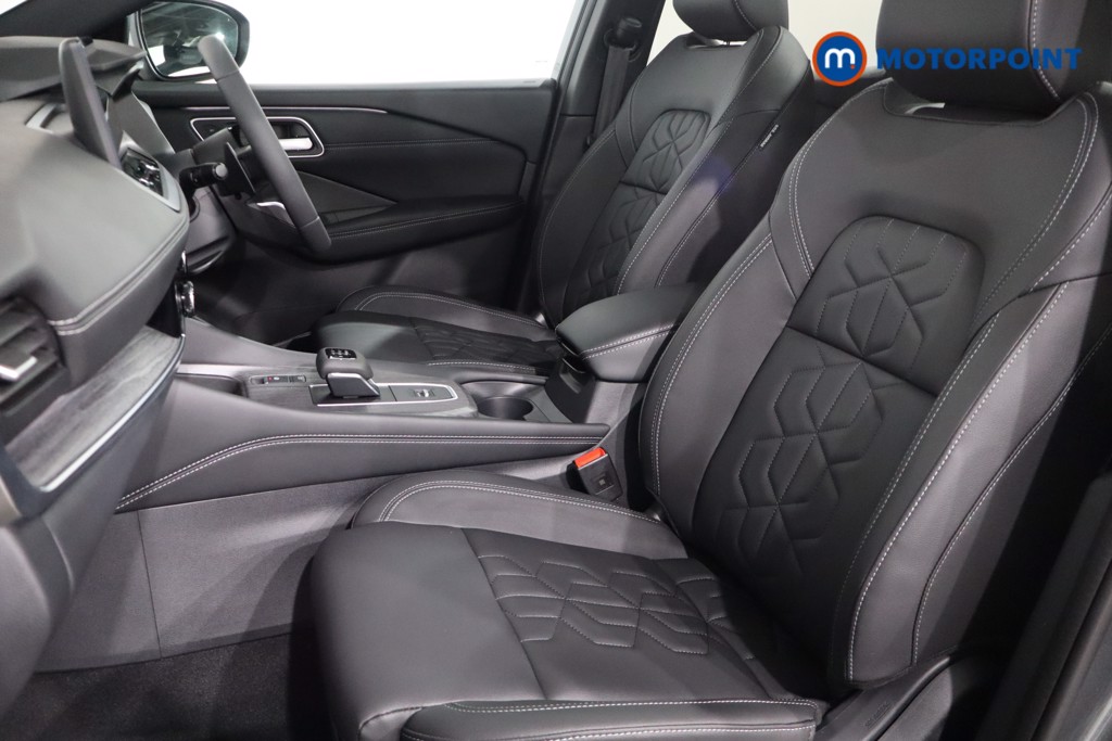 Nissan Qashqai Tekna Automatic Petrol SUV - Stock Number (1569590) - 4th supplementary image
