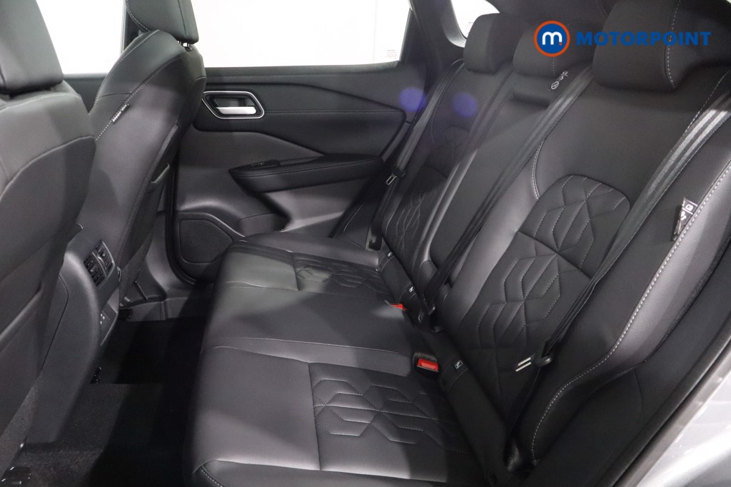 Nissan Qashqai Tekna Automatic Petrol SUV - Stock Number (1569590) - 5th supplementary image
