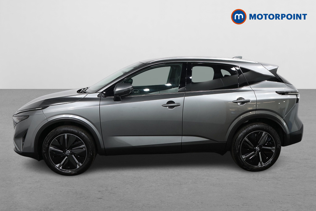 Nissan Qashqai Tekna Automatic Petrol SUV - Stock Number (1569590) - Passenger side