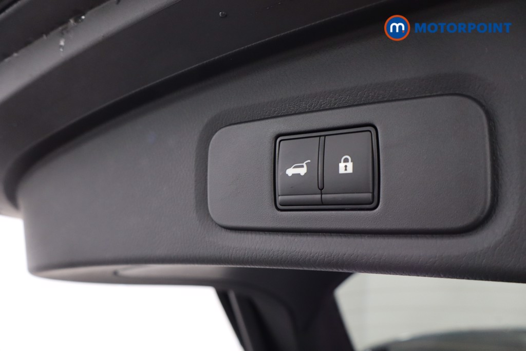 Nissan Qashqai Tekna Automatic Petrol SUV - Stock Number (1569593) - 29th supplementary image