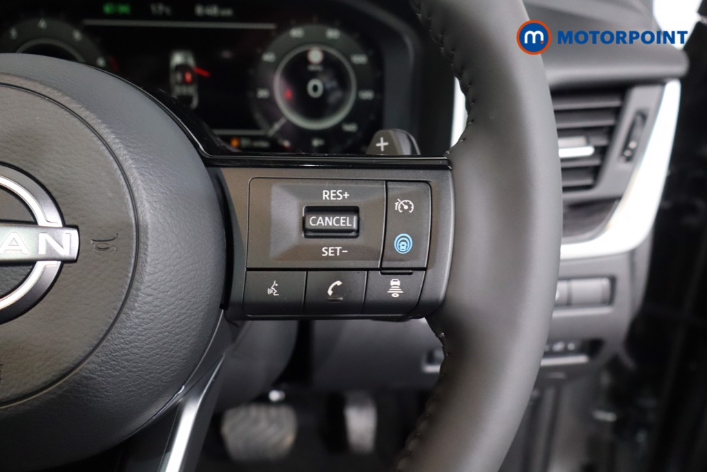 Nissan Qashqai Tekna Automatic Petrol SUV - Stock Number (1569598) - 8th supplementary image