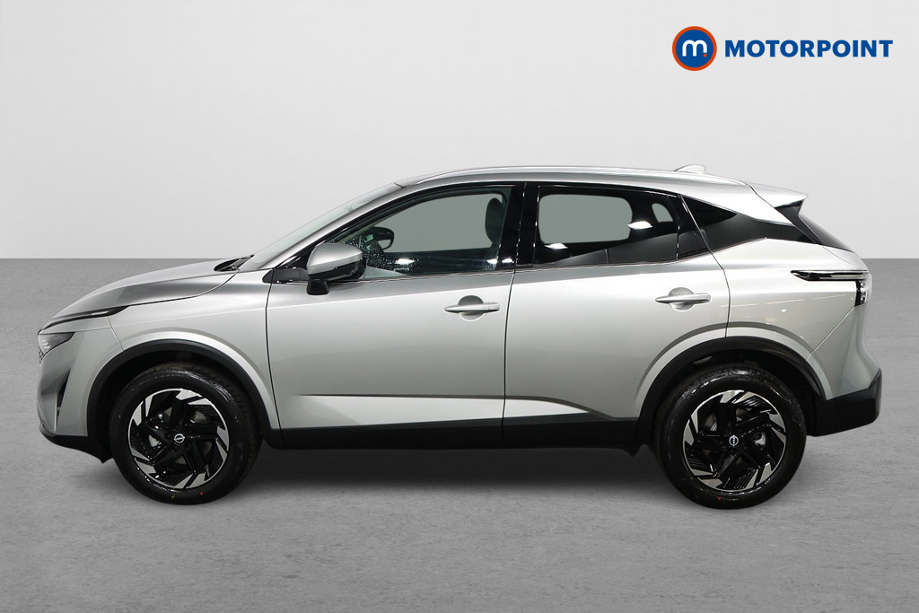 Nissan Qashqai N-Connecta Automatic Petrol SUV - Stock Number (1569610) - Passenger side
