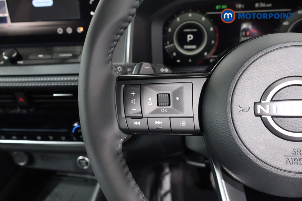 Nissan Qashqai N-Connecta Automatic Petrol SUV - Stock Number (1569616) - 7th supplementary image