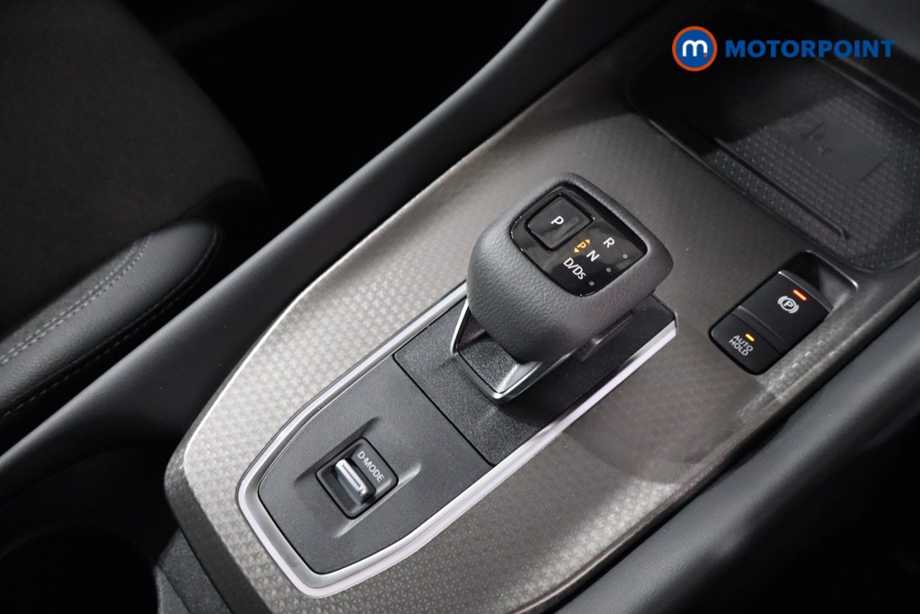 Nissan Qashqai N-Connecta Automatic Petrol SUV - Stock Number (1569616) - 14th supplementary image