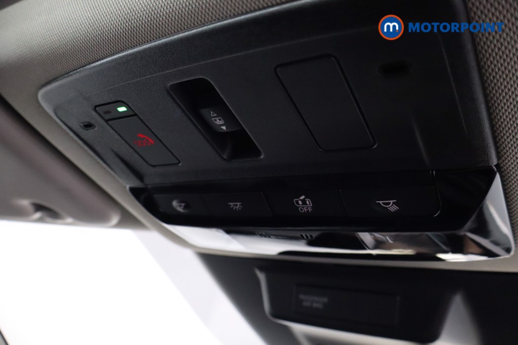 Nissan Qashqai N-Connecta Automatic Petrol SUV - Stock Number (1569616) - 19th supplementary image