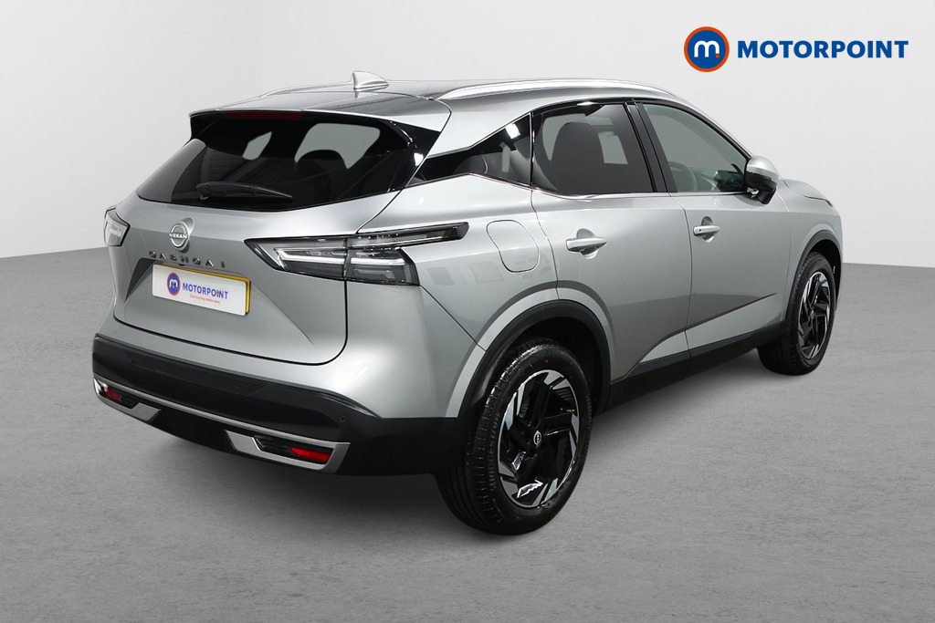 Nissan Qashqai N-Connecta Automatic Petrol SUV - Stock Number (1569616) - Drivers side rear corner