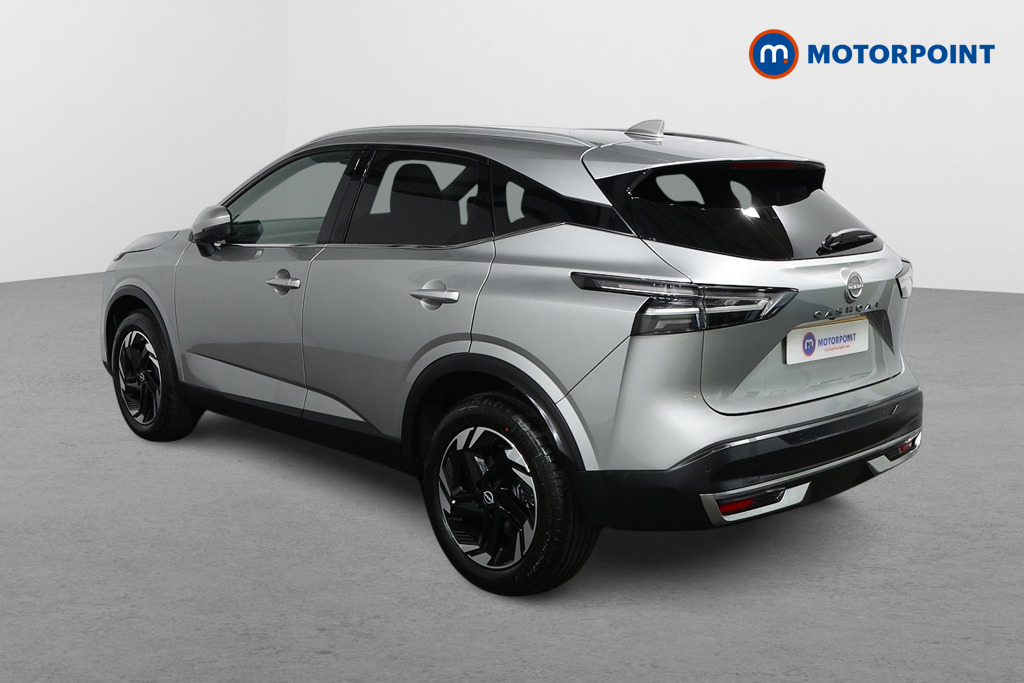 Nissan Qashqai N-Connecta Automatic Petrol SUV - Stock Number (1569616) - Passenger side rear corner