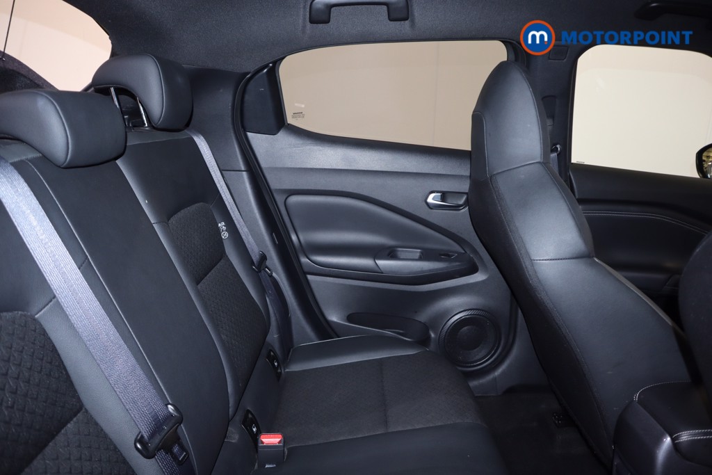Nissan Juke N-Connecta Automatic Petrol SUV - Stock Number (1569834) - 14th supplementary image