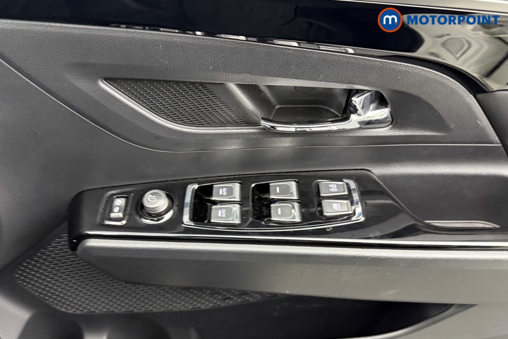 Ssangyong Korando Ultimate Automatic Petrol SUV - Stock Number (1570398) - 17th supplementary image