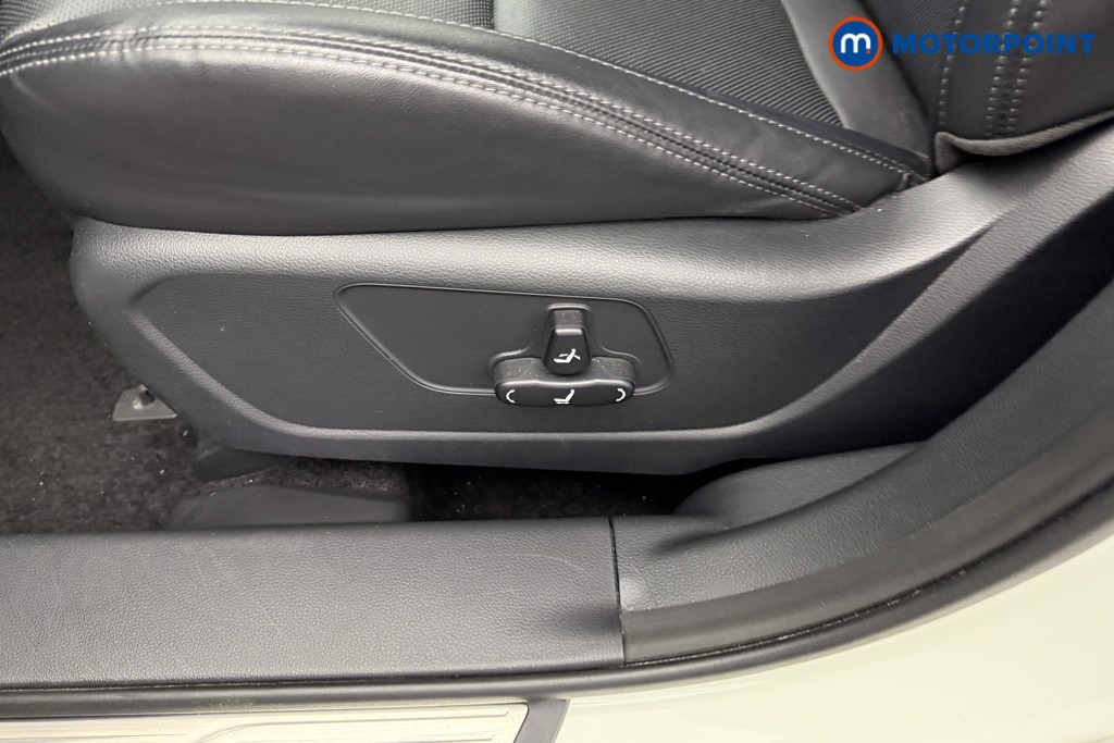 Ssangyong Korando Ultimate Automatic Petrol SUV - Stock Number (1570398) - 26th supplementary image