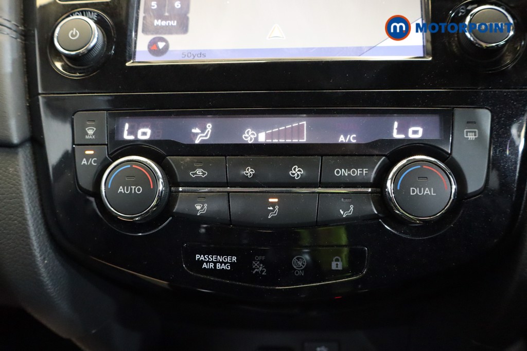 Nissan X-Trail N-Connecta Manual Diesel SUV - Stock Number (1538236) - 8th supplementary image
