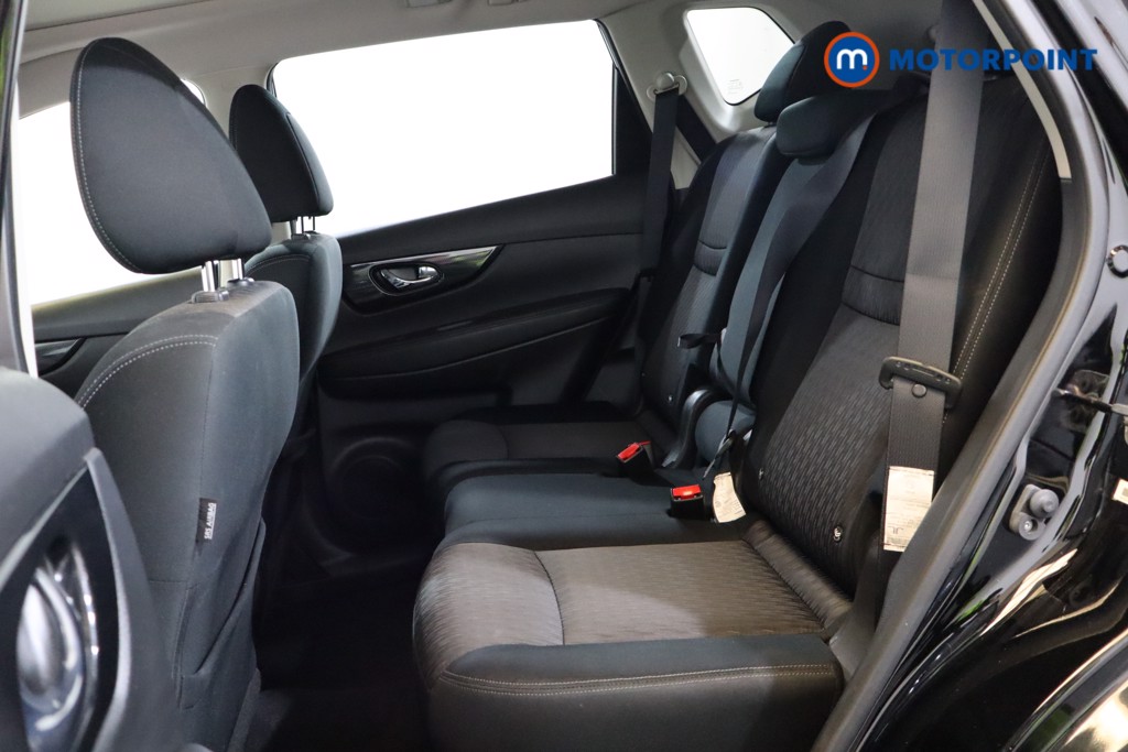 Nissan X-Trail N-Connecta Manual Diesel SUV - Stock Number (1538236) - 17th supplementary image